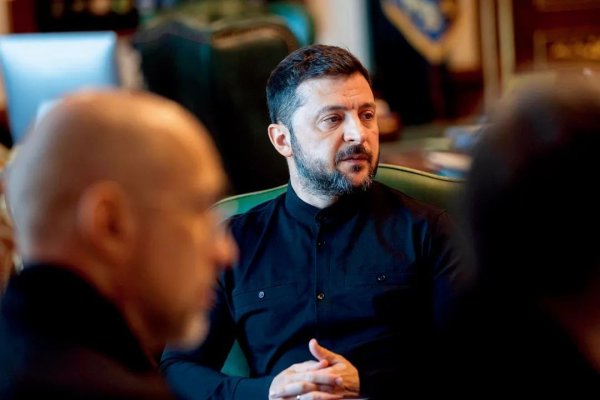 券商按月配资 泽连斯基，打起“内战”